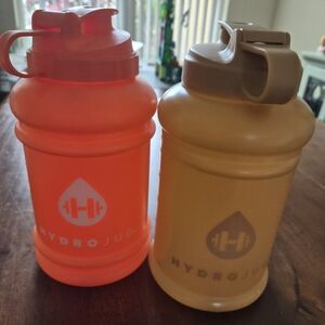 2 64oz. Hydrojug